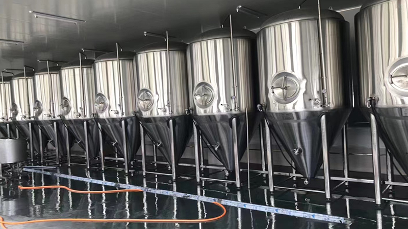 霞山精酿啤酒设备厂—精酿啤酒设备主要生产工艺